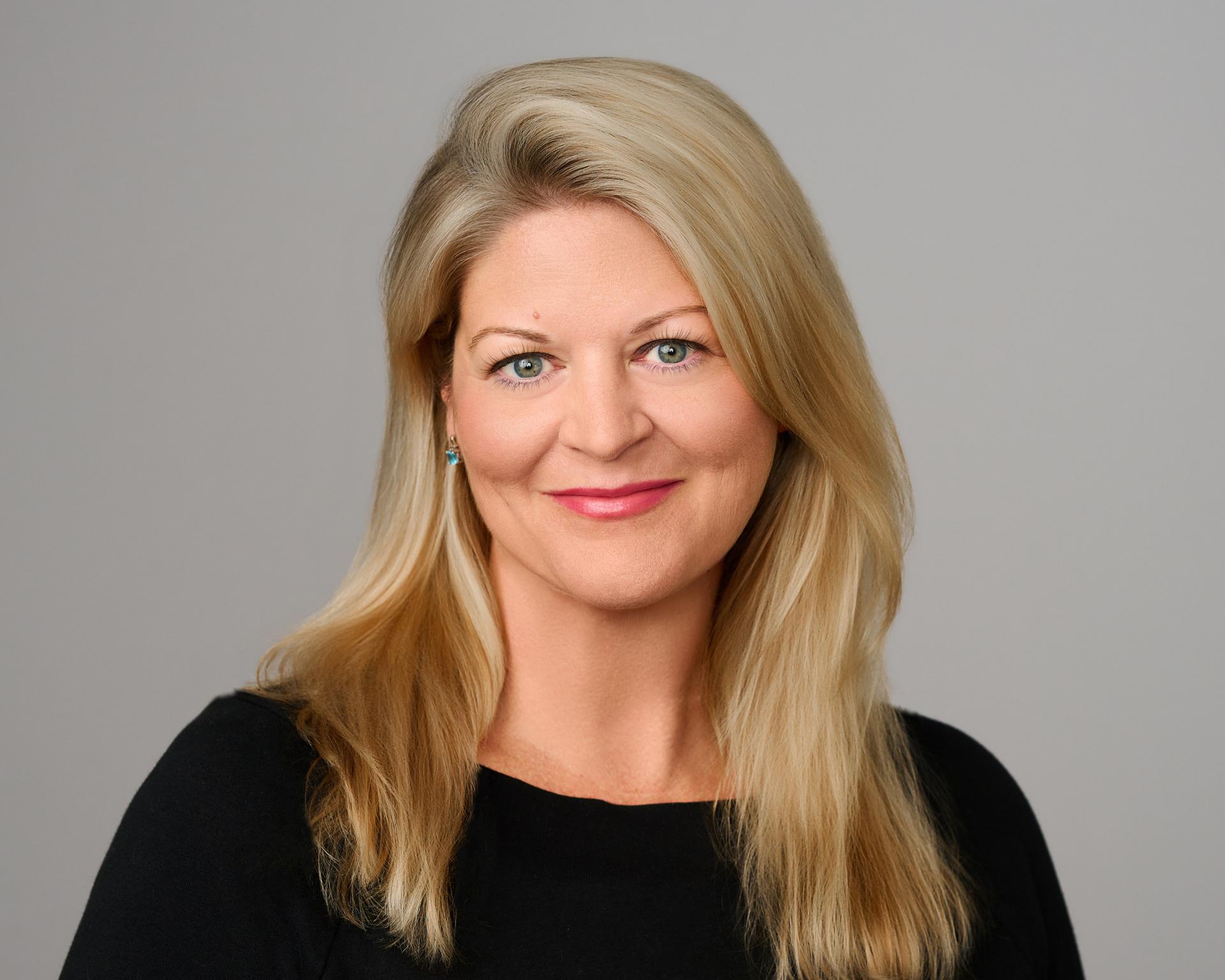 Corporate headshot client Molly Smith