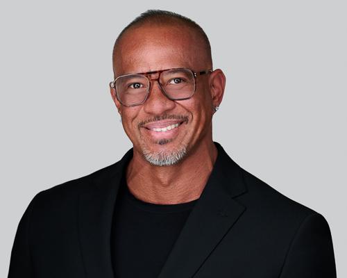 Professional photography Phoenix - male headshot by CMQ Headshots