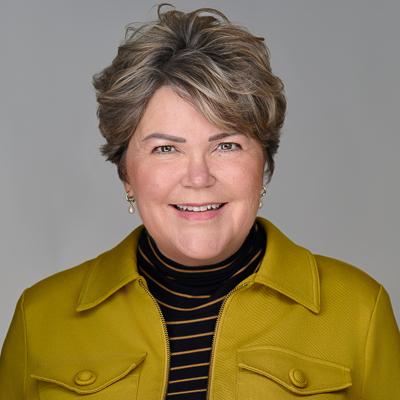 Kara Kastilahn professional headshot Phoenix