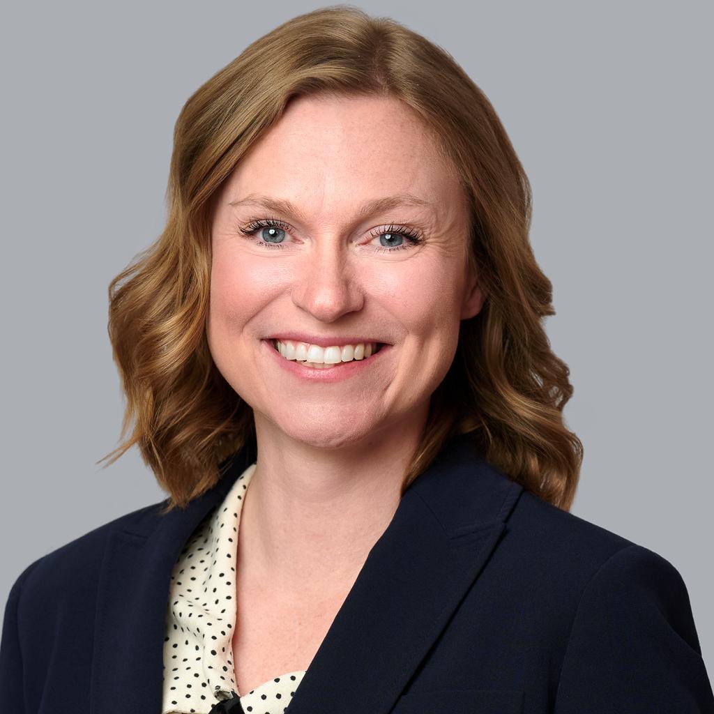 Professional LinkedIn headshot - Phoenix