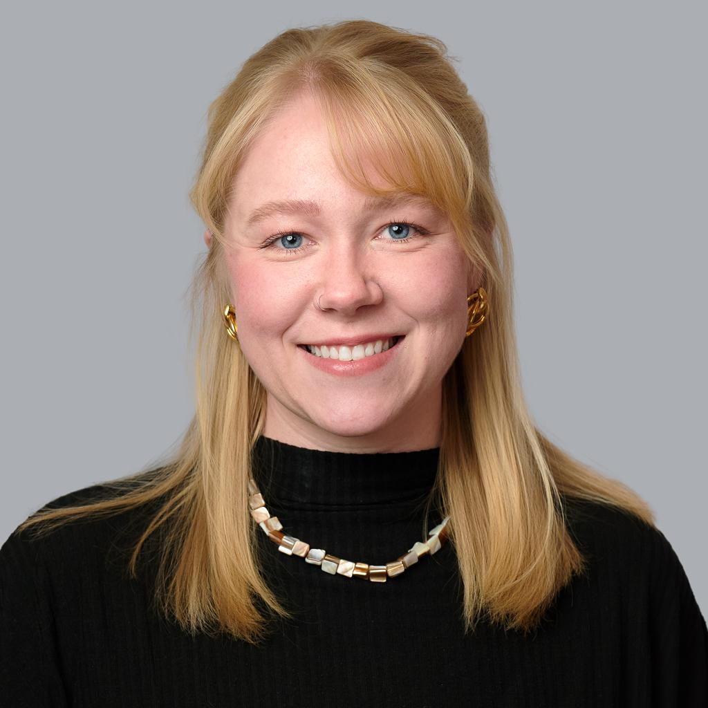 Professional LinkedIn headshot - Phoenix