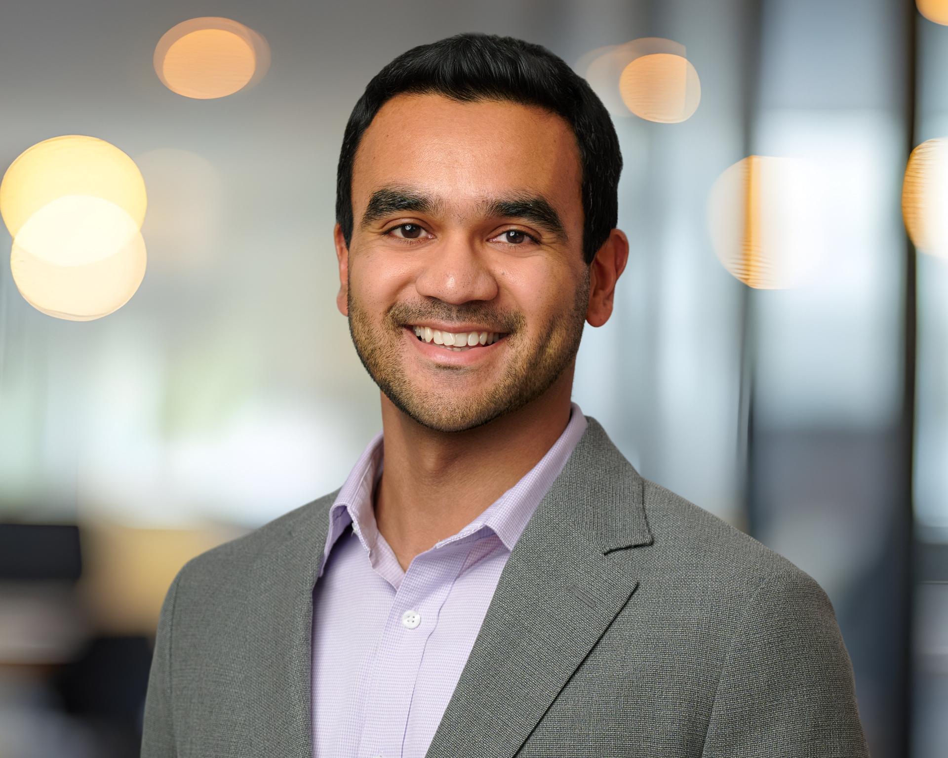 Professional Phoenix LinkedIn headshot