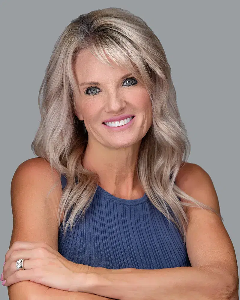 Real estate agent headshot Phoenix - polished business portrait