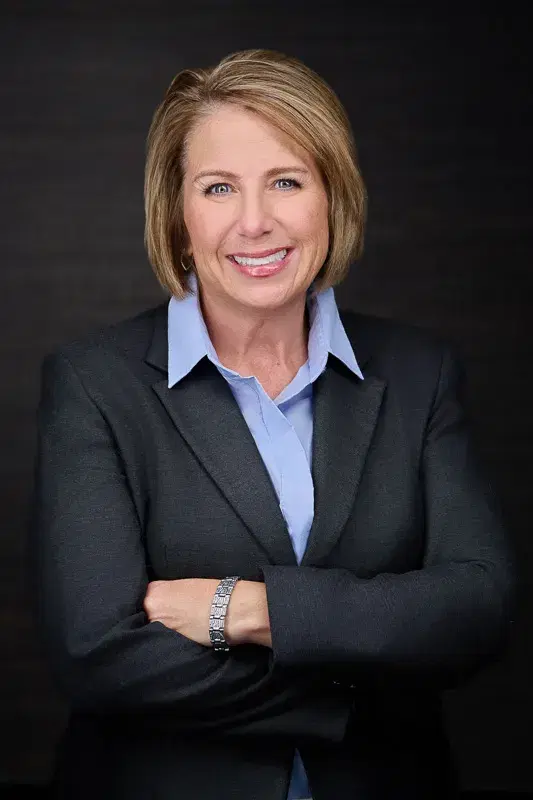 Executive headshot Phoenix - female business professional