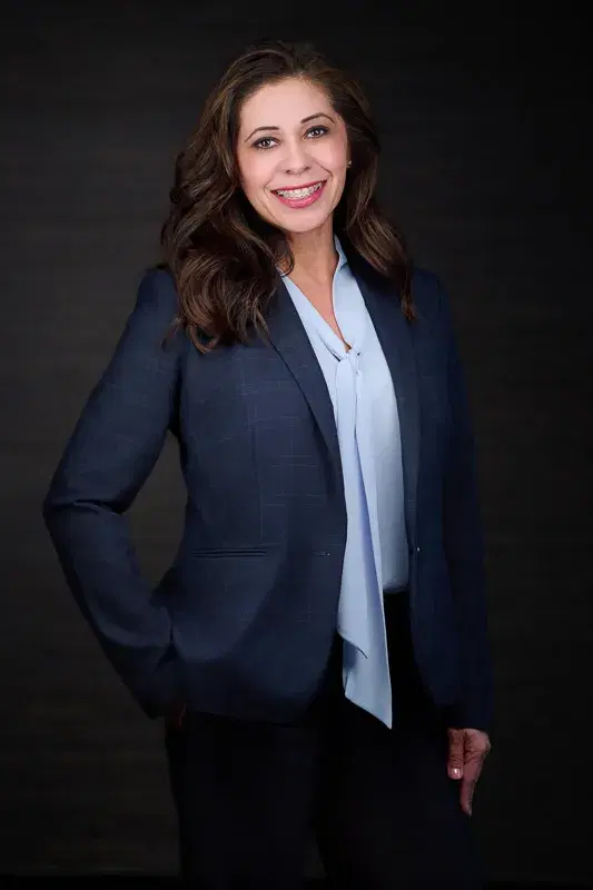 Executive business headshot Phoenix - male professional in suit