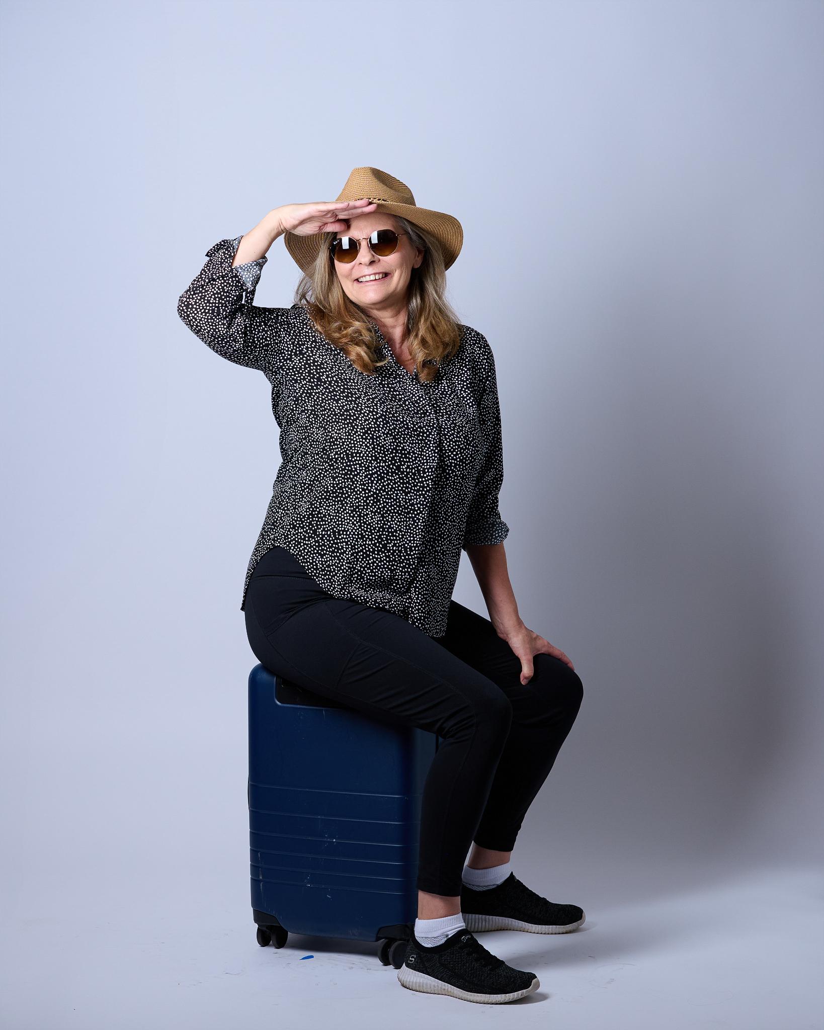 Cindy traveling - frame 14