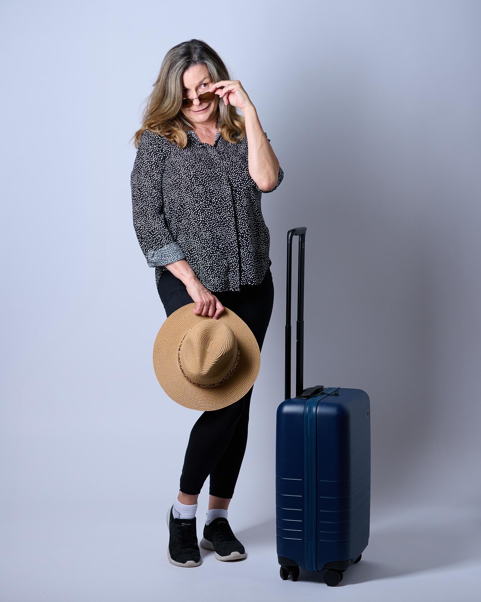 Cindy traveling - frame 1