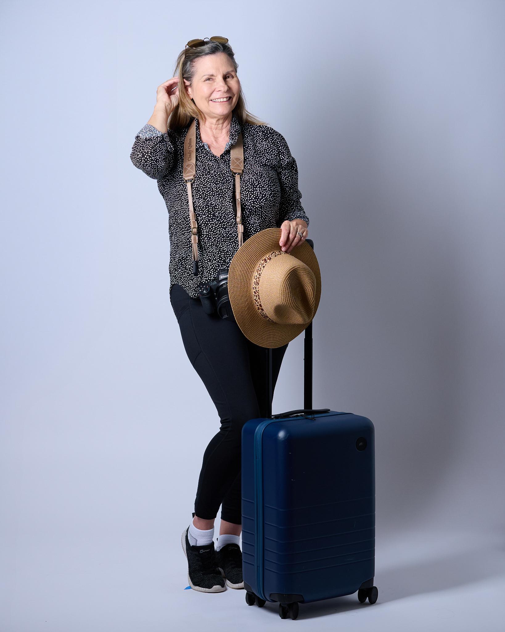 Cindy traveling - frame 4