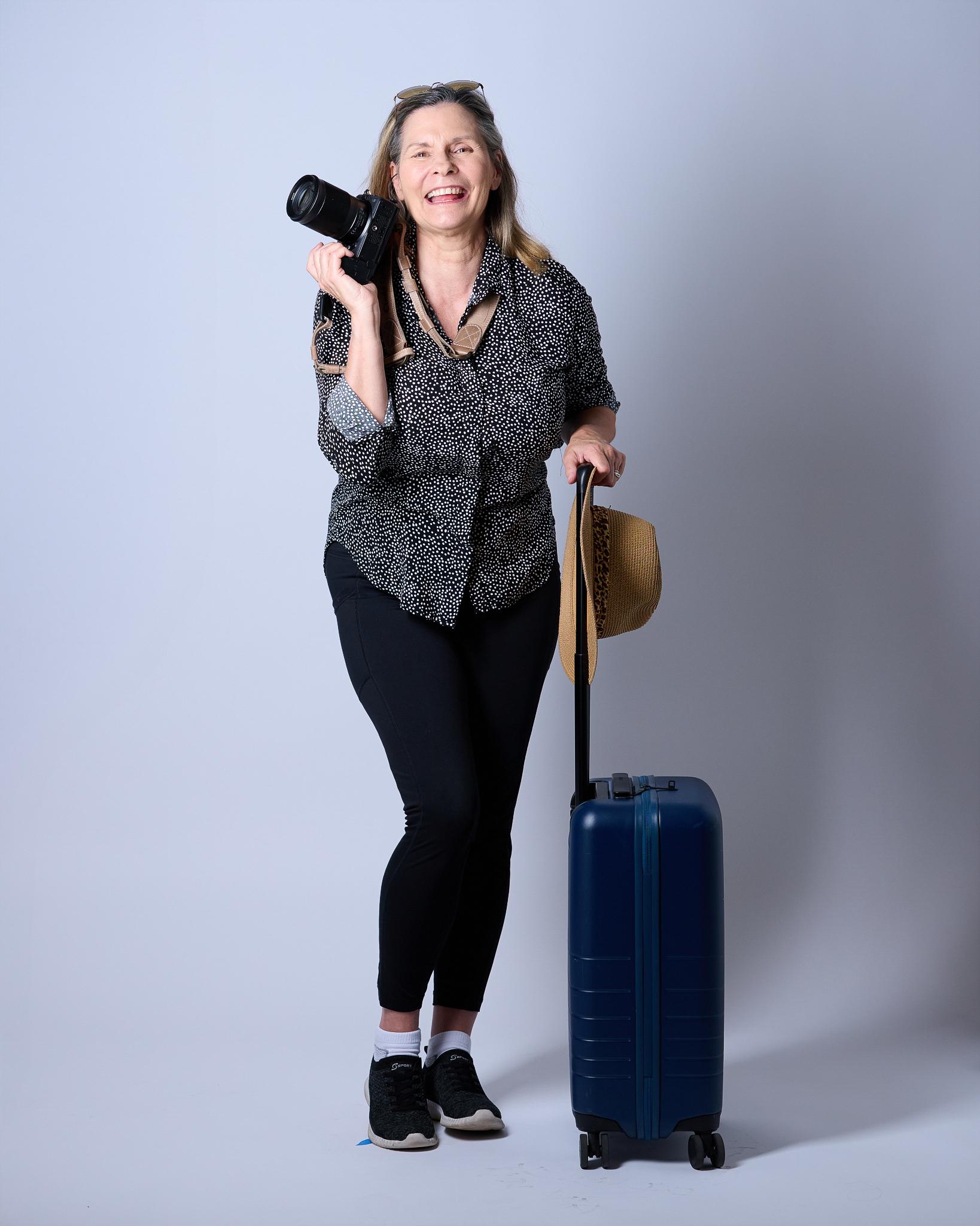 Cindy traveling - frame 6