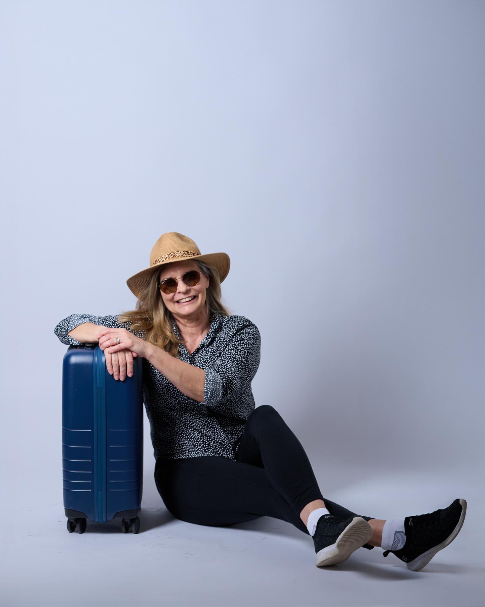 Cindy traveling - frame 10