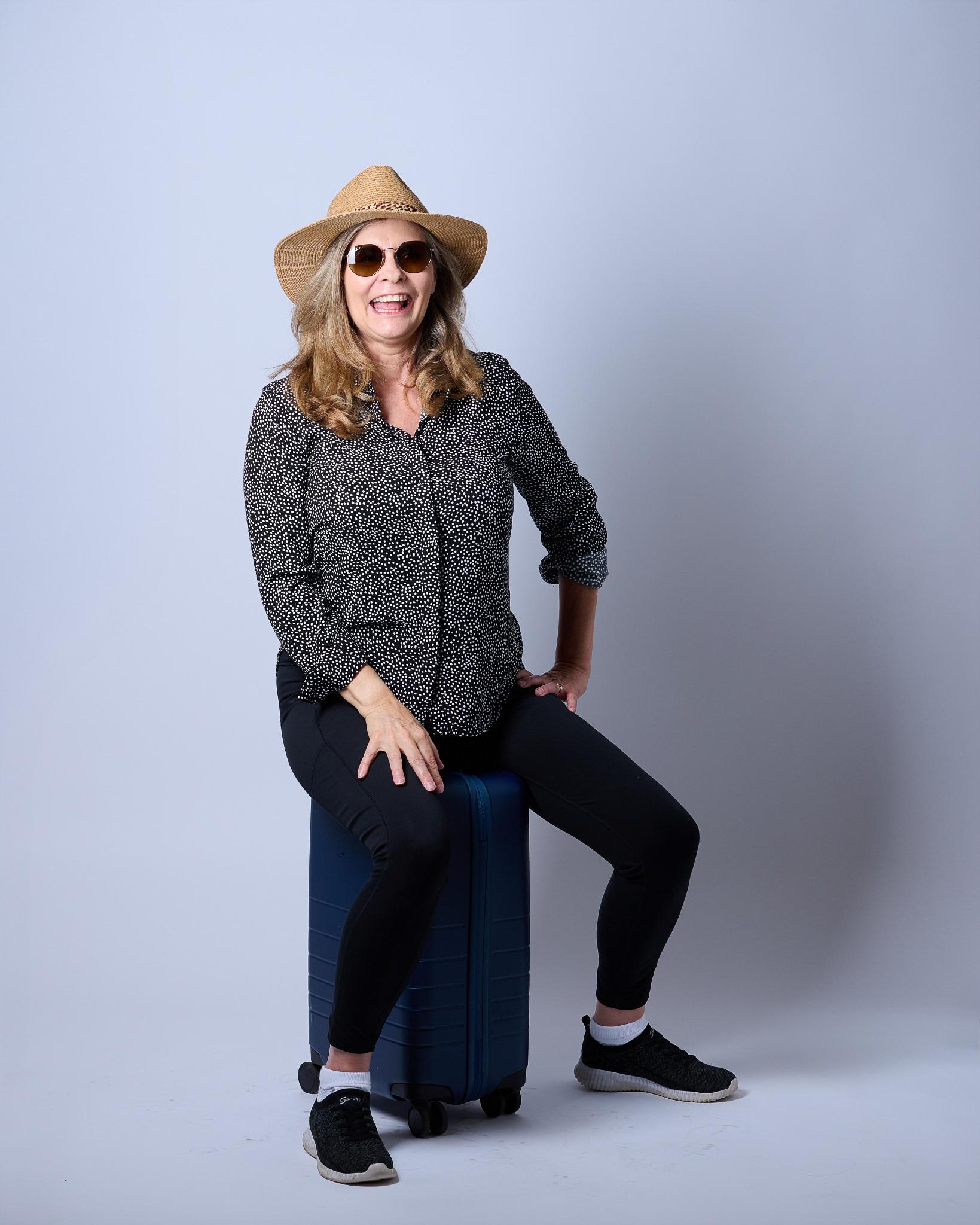 Cindy traveling - frame 13